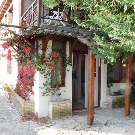 펜션 Agoriani Art Maisonette - 4 Seasons' Natural Living *