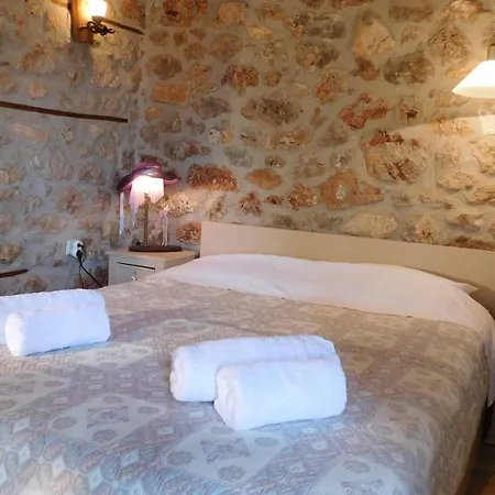 Agoriani Art Maisonette - 4 Seasons' Natural Living *