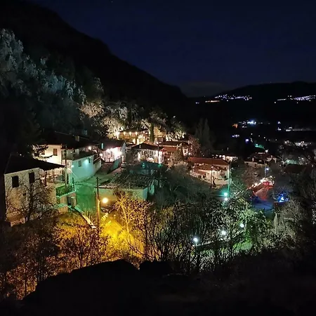 Agoriani Art Maisonette - 4 Seasons' Natural Living Holiday home *